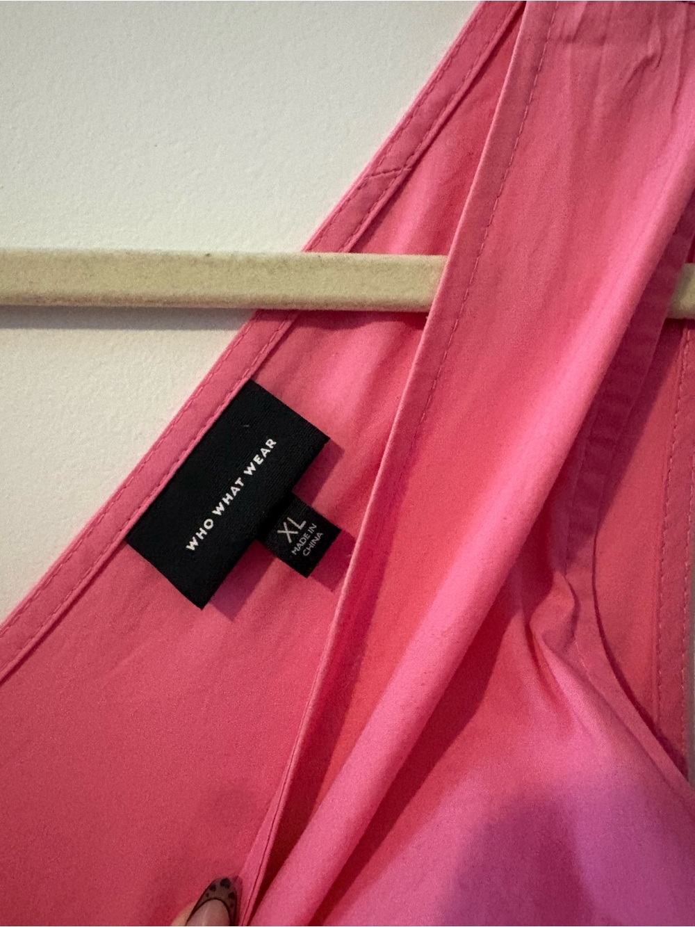 Who What Wear Hot Pink V-Neck Tiered Maxi Dress - Picture 3 of 3